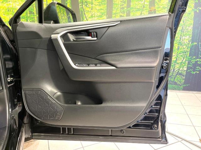 ＲＡＶ４ Ｘ　純正９型ナビ　バックカメラ　レーダークルーズコントロール　ブラインドスポットモニター　ＥＴＣ　禁煙　ステアリングスイッチ　ＬＥＤヘッドライト　１８インチＡＷ　ＨＤＭＩ　オートブレーキホールド（41枚目）
