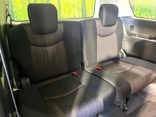 セレナ ハイウェイスター　Ｖセレクション＋セーフティ　ＳＨＶ　純正ナビ　フリップダウンモニター　全周囲カメラ　両側電動スライドドア　エマージェンシーブレーキ　禁煙　クルーズコントロール　ＬＥＤヘッドライト　革巻ステアリング　リアオートエアコン　ロールサンシェード（10枚目）