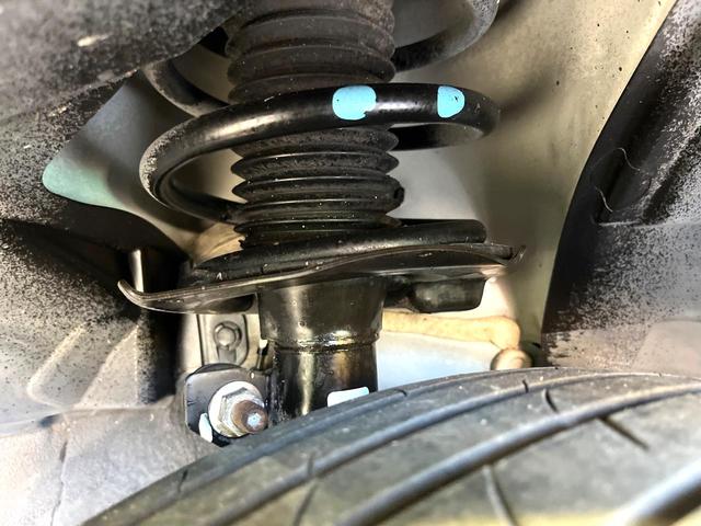 セレナ ハイウェイスター　Ｖセレクション＋セーフティ　ＳＨＶ　純正ナビ　フリップダウンモニター　全周囲カメラ　両側電動スライドドア　エマージェンシーブレーキ　禁煙　クルーズコントロール　ＬＥＤヘッドライト　革巻ステアリング　リアオートエアコン　ロールサンシェード（21枚目）