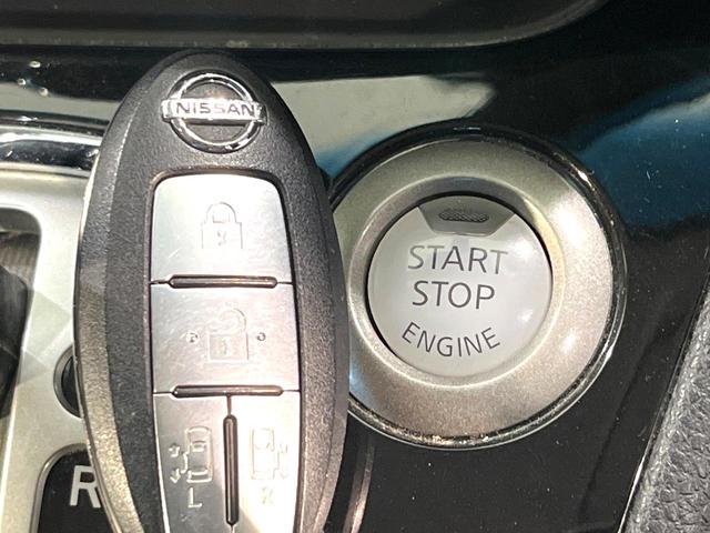 セレナ ハイウェイスター　Ｖセレクション＋セーフティ　ＳＨＶ　純正ナビ　フリップダウンモニター　全周囲カメラ　両側電動スライドドア　エマージェンシーブレーキ　禁煙　クルーズコントロール　ＬＥＤヘッドライト　革巻ステアリング　リアオートエアコン　ロールサンシェード（30枚目）