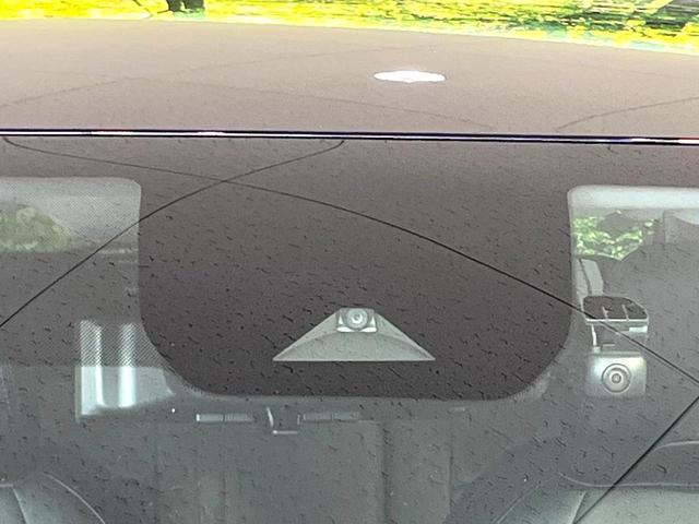 ノート Ｘ　メーカー９インチナビ　全周囲カメラ　衝突被害軽減　プロパイロット　禁煙車　ドラレコ　コーナーセンサー　スマートキー　ＬＥＤヘッド　ＥＴＣ２．０　オートハイビーム　合皮レザーシート　オートエアコン（25枚目）