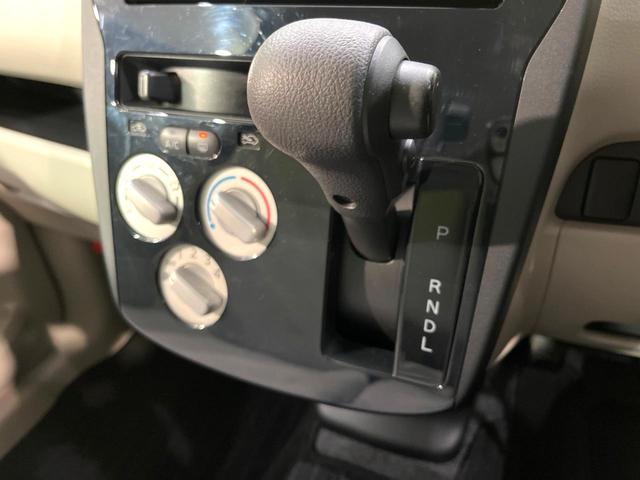 デイズ Ｊ　純正ナビ　エアコン　キーレス　アームレスト　電動格納ミラー　ファインビジョンメーター　禁煙　ＡＢＳ　アイボリースエード調クロスシート　ベンチシート　ワンセグＴＶ　パワーウインドウ（25枚目）