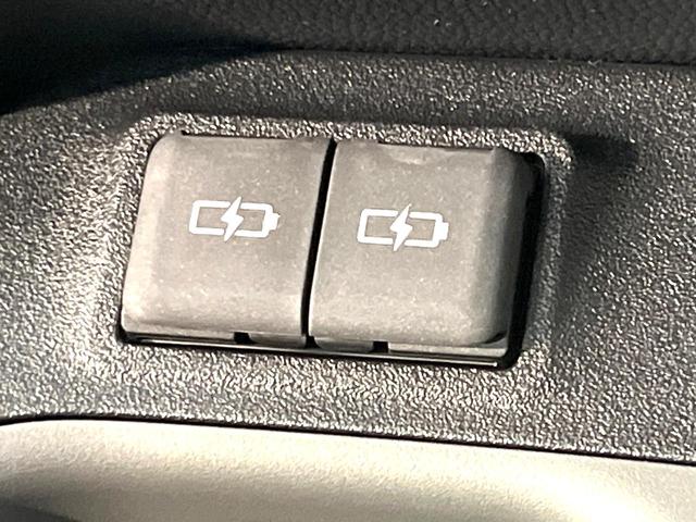 シエンタ ハイブリッドX 登録済未使用車 セーフティセンス レーダークルーズコントロール 電動スライドドア オートエアコン ステアリングスイッチ 禁煙 LEDヘッドライト USBソケット オートハイビーム 電動格納ミラー(27枚目)