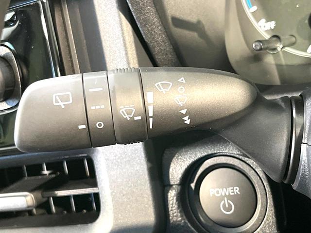 シエンタ ハイブリッドX 登録済未使用車 セーフティセンス レーダークルーズコントロール 電動スライドドア オートエアコン ステアリングスイッチ 禁煙 LEDヘッドライト USBソケット オートハイビーム 電動格納ミラー(29枚目)