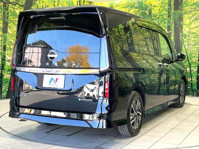 セレナ e-パワー ハイウェイスターV 純正12.3型ナビ 全周囲カメラ ハンズフリー機能付パワースライドドア シートヒーター 禁煙 ハーフレザーシート LEDヘッドライト デジタルインナーミラー リアオートエアコン シートヒーター(17枚目)