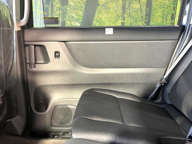 セレナ e-パワー ハイウェイスターV 純正12.3型ナビ 全周囲カメラ ハンズフリー機能付パワースライドドア シートヒーター 禁煙 ハーフレザーシート LEDヘッドライト デジタルインナーミラー リアオートエアコン シートヒーター(50枚目)