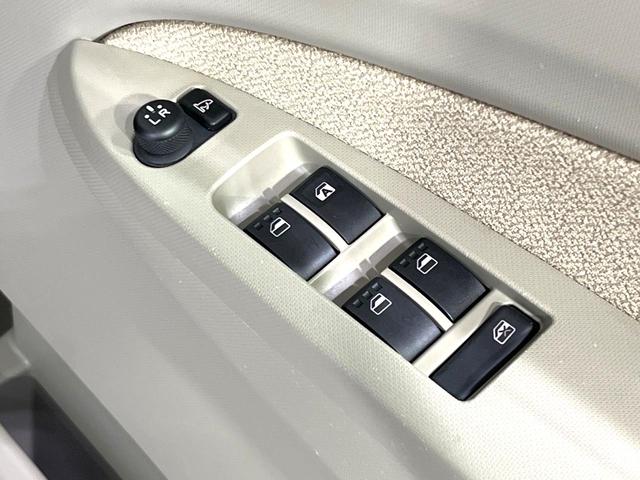 ムーヴ X 禁煙車 CDオーディオ スマートキー オートエアコン 純正14インチAW ヘッドライトレベライザー アイドリングストップ プライバシーガラス(7枚目)