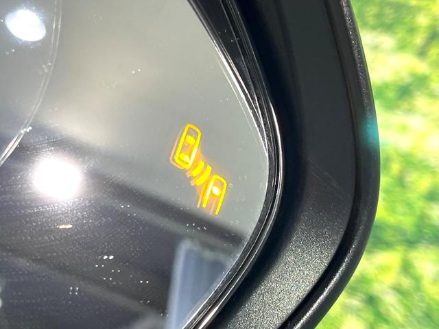 プリウス Aツーリングセレクション 純正ナビ バックカメラ レーダークルーズコントロール ブラインドスポットモニター 前席シートヒーター 禁煙 LEDヘッドライト 合皮黒レザー 純正17インチAW スマートキー 駐車支援システム(6枚目)