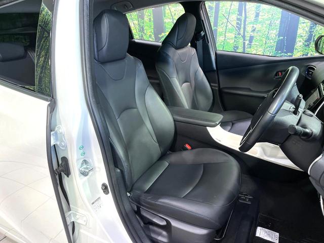 プリウス Aツーリングセレクション 純正ナビ バックカメラ レーダークルーズコントロール ブラインドスポットモニター 前席シートヒーター 禁煙 LEDヘッドライト 合皮黒レザー 純正17インチAW スマートキー 駐車支援システム(8枚目)