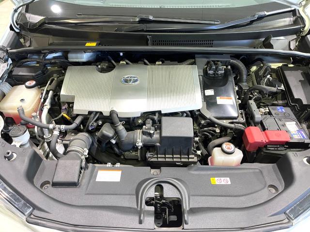 プリウス Aツーリングセレクション 純正ナビ バックカメラ レーダークルーズコントロール ブラインドスポットモニター 前席シートヒーター 禁煙 LEDヘッドライト 合皮黒レザー 純正17インチAW スマートキー 駐車支援システム(18枚目)