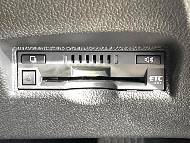 プリウス Aツーリングセレクション 純正ナビ バックカメラ レーダークルーズコントロール ブラインドスポットモニター 前席シートヒーター 禁煙 LEDヘッドライト 合皮黒レザー 純正17インチAW スマートキー 駐車支援システム(33枚目)