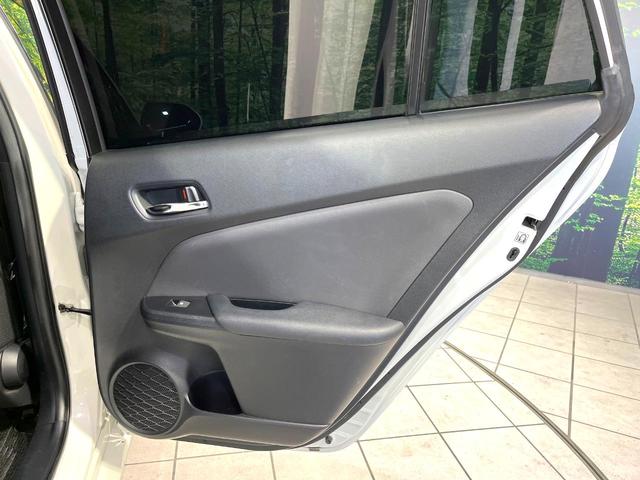 プリウス Aツーリングセレクション 純正ナビ バックカメラ レーダークルーズコントロール ブラインドスポットモニター 前席シートヒーター 禁煙 LEDヘッドライト 合皮黒レザー 純正17インチAW スマートキー 駐車支援システム(42枚目)