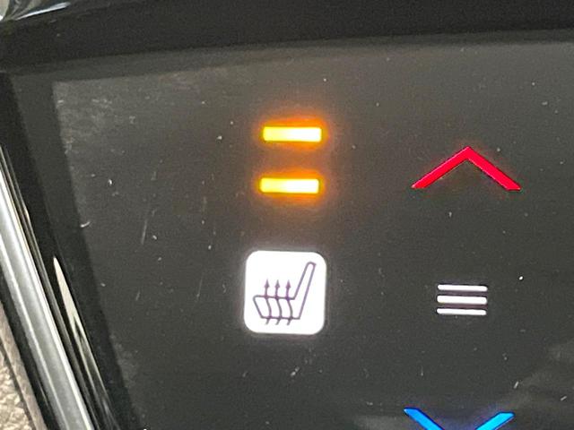 ヴェゼル ハイブリッドＺ・ホンダセンシング　ＳＤナビ　バックカメラ　ホンダセンシング　アダプティブクルーズ　Ｂｌｕｅｔｏｏｔｈ　シートヒーター　ＥＴＣ　ドラレコ　電子パーキング　オートデュアルエアコン　スマートキー　チップアップシート（7枚目）