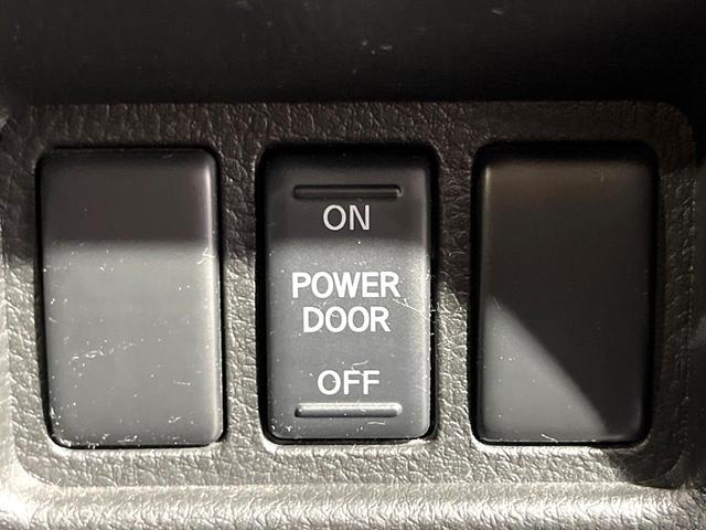 セレナ ハイウェイスター　Ｓ－ハイブリッド　純正ナビ　フリップダウンモニター　バックカメラ　両側電動スライドドア　リアオートエアコン　禁煙　Ｂｌｕｅｔｏｏｔｈ　ＨＩＤヘッドライト　アイドリングストップ　クルーズコントロール　オートライト（29枚目）