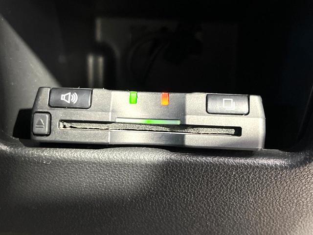 タント カスタムＲＳ　トップエディションＳＡ　純正８型ＳＤナビ　バックカメラ　Ｂｌｕｅｔｏｏｔｈ　ターボ　衝突軽減システム　両側電動スライドドア　ＥＴＣ　純正１５インチＡＷ　スマートキー　オートエアコン　オートライト　アイドリングストップ　記録簿（7枚目）