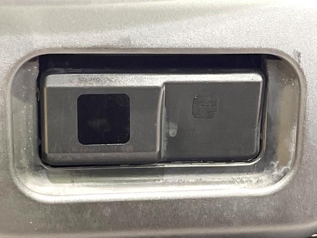 タント カスタムＲＳ　スマートセレクションＳＡ　純正８型ナビ　Ｂｌｕｅｔｏｏｔｈ　バックカメラ　スマートアシスト　両側電動スライドドア　ドラレコ　ＥＴＣ　ＬＥＤヘッドライト　純正１５インチＡＷ　ＣＤ／ＤＶＤ再生　フルセグ　電動格納ミラー（5枚目）