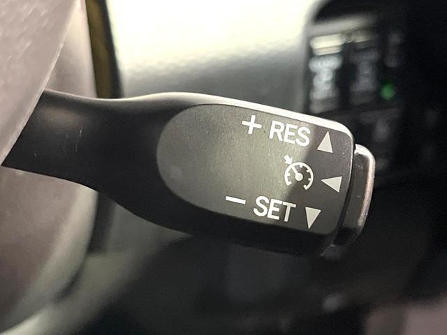 ルーミー カスタムＧ　純正エアロ　両側電動スライドドア　衝突軽減　前席シートヒーター　クルーズコントロール　禁煙　革巻ステアリング　ＬＥＤヘッドライト　コーナーセンサー　ドラレコ　ロールサンシェード　ＥＴＣ　スマートキー（7枚目）