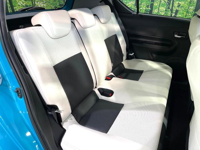 アクア クロスオーバー　純正ナビ　バックカメラ　スマートキー　セーフティセンス　シートヒーター　禁煙　ハーフレザーシート　革巻ステアリング　ドラレコ　ＥＴＣ　Ｂｌｕｅｔｏｏｔｈ　オートライト　ナノイー　電動格納ミラー（9枚目）