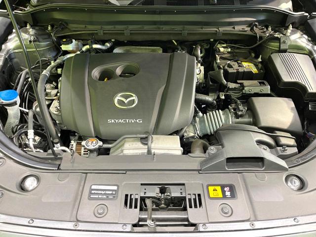 ＣＸ－５ ２５Ｓ　スポーツアピアランス　純正１０．２５型ナビ　全周囲カメラ　レーダークルーズコントロール　メモリー機能付パワーシート　前席シートヒーター　禁煙　黒革シート　革巻ステアリング　ＬＥＤヘッドライト　１９インチ専用ＡＷ（18枚目）