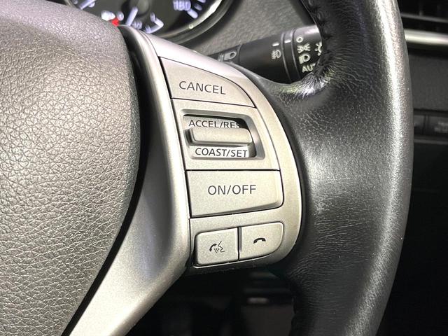 エクストレイル ２０Ｘ　エマージェンシーブレーキパッケージ　純正ナビ　全周囲カメラ　クルーズコントロール　シートヒーター　ＥＴＣ　禁煙　カプロンシート　革巻ステアリング　ＬＥＤヘッドライト　ドラレコ　スマートキー　デュアルオートエアコン　リアスポイラー（5枚目）