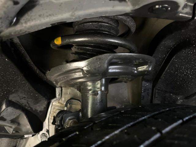 エクストレイル ２０Ｘ　エマージェンシーブレーキパッケージ　純正ナビ　全周囲カメラ　クルーズコントロール　シートヒーター　ＥＴＣ　禁煙　カプロンシート　革巻ステアリング　ＬＥＤヘッドライト　ドラレコ　スマートキー　デュアルオートエアコン　リアスポイラー（20枚目）