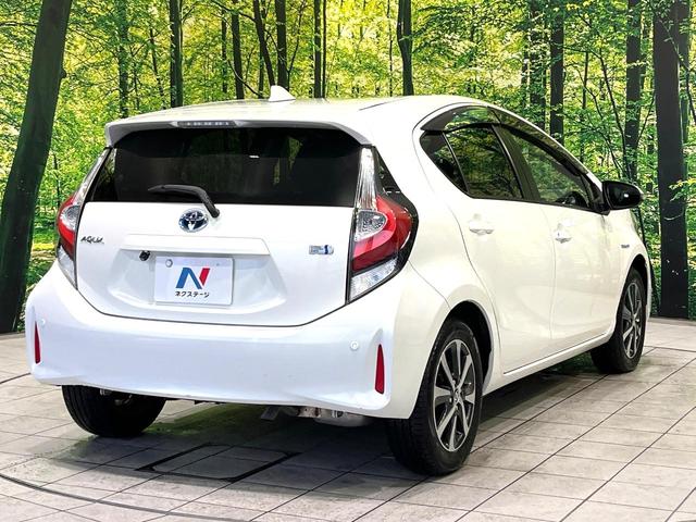 アクア Ｇソフトレザーセレクション　ＳＤナビ　バックカメラ　セーフティセンス　オートハイビーム　クルーズコントロール　スマートキー　禁煙　ハーフレザー　純正１５インチＡＷ　ドラレコ　ＥＴＣ　ステアリングスイッチ　オートライト（17枚目）