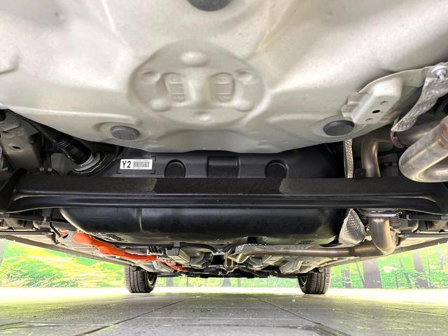 アクア Ｇソフトレザーセレクション　ＳＤナビ　バックカメラ　セーフティセンス　オートハイビーム　クルーズコントロール　スマートキー　禁煙　ハーフレザー　純正１５インチＡＷ　ドラレコ　ＥＴＣ　ステアリングスイッチ　オートライト（19枚目）