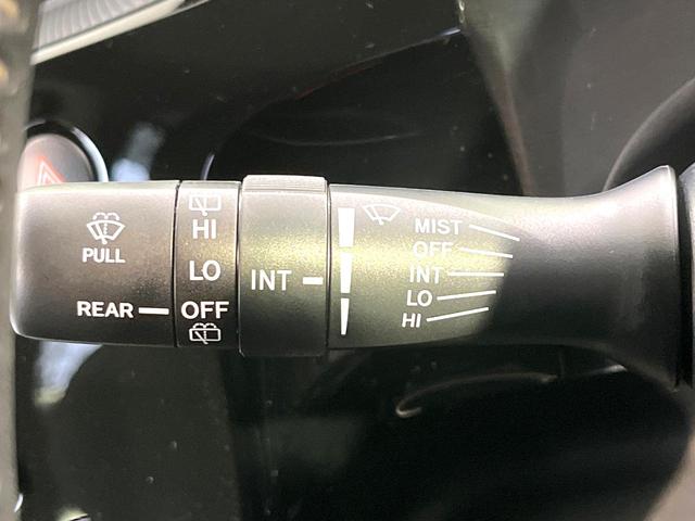 アクア Ｇソフトレザーセレクション　ＳＤナビ　バックカメラ　セーフティセンス　オートハイビーム　クルーズコントロール　スマートキー　禁煙　ハーフレザー　純正１５インチＡＷ　ドラレコ　ＥＴＣ　ステアリングスイッチ　オートライト（33枚目）