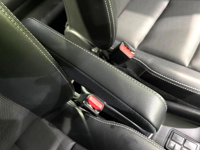 アクア Ｇソフトレザーセレクション　ＳＤナビ　バックカメラ　セーフティセンス　オートハイビーム　クルーズコントロール　スマートキー　禁煙　ハーフレザー　純正１５インチＡＷ　ドラレコ　ＥＴＣ　ステアリングスイッチ　オートライト（36枚目）