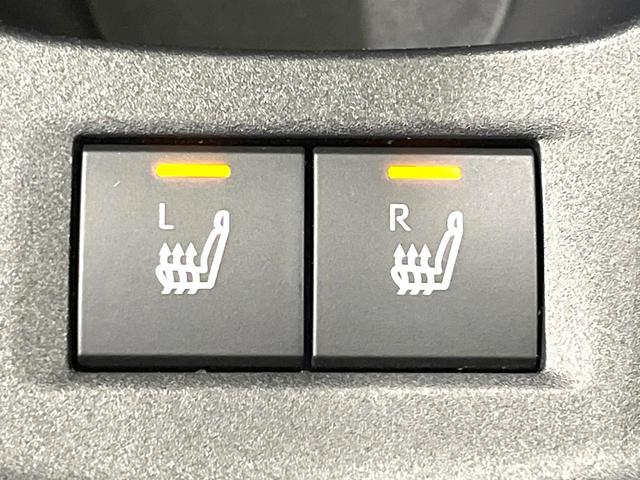 アクア Ｘ　純正ディスプレイオーディオ　全周囲カメラ　レーダークルーズコントロール　前席シートヒーター　ＡＣ１００Ｖ電源　禁煙　ＬＥＤヘッドライト　ステアリングスイッチ　スマートキー　オートエアコン（6枚目）