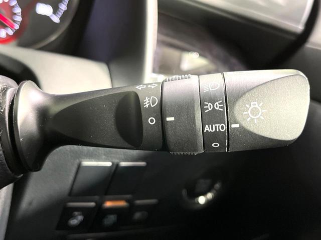 アルファード ２．５Ｓ　Ｃパッケージ　ＢＩＧ－Ｘ１０型ナビ　バックカメラ　シートベンチレーション　パワーバックドア　メモリー機能付パワーシート　両側電動スライドドア　禁煙　パワーバックドア　リアオートエアコン　ステアリングヒーター（43枚目）