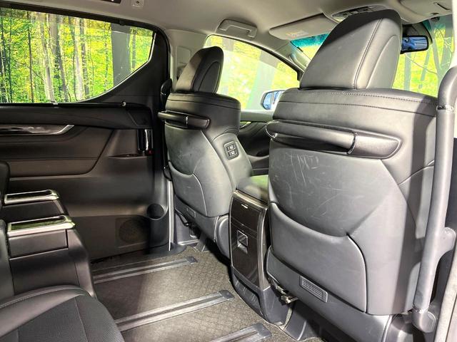 アルファード ２．５Ｓ　Ｃパッケージ　ＢＩＧ－Ｘ１０型ナビ　バックカメラ　シートベンチレーション　パワーバックドア　メモリー機能付パワーシート　両側電動スライドドア　禁煙　パワーバックドア　リアオートエアコン　ステアリングヒーター（55枚目）