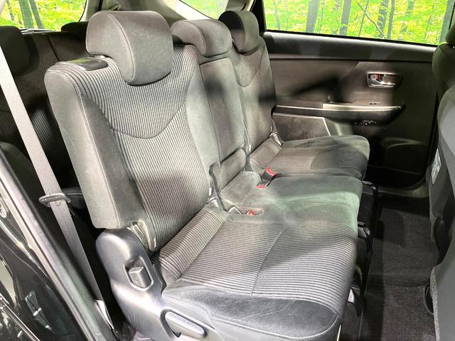 プリウスアルファ Ｓツーリングセレクション　純正９型ナビ　バックカメラ　セーフティセンス　レーダークルーズコントロール　ＥＴＣ　禁煙　革巻ステアリング　ＬＥＤヘッドライト　スマートキー　ステアリングスイッチ　ドラレコ　オートライト（9枚目）