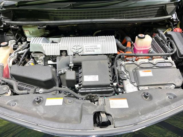 プリウスアルファ Ｓツーリングセレクション　純正９型ナビ　バックカメラ　セーフティセンス　レーダークルーズコントロール　ＥＴＣ　禁煙　革巻ステアリング　ＬＥＤヘッドライト　スマートキー　ステアリングスイッチ　ドラレコ　オートライト（18枚目）