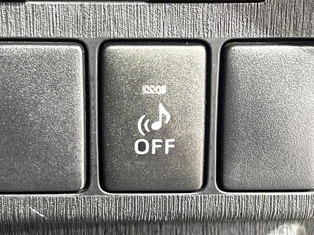 プリウスアルファ Ｓツーリングセレクション　純正９型ナビ　バックカメラ　セーフティセンス　レーダークルーズコントロール　ＥＴＣ　禁煙　革巻ステアリング　ＬＥＤヘッドライト　スマートキー　ステアリングスイッチ　ドラレコ　オートライト（31枚目）