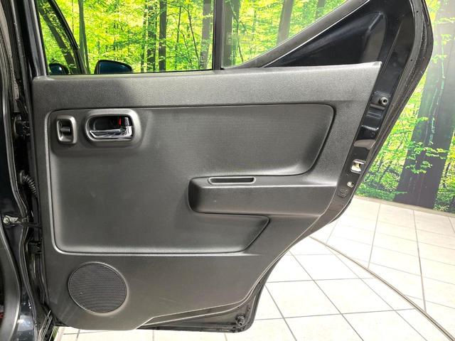 アルトワークス ベースグレード　ターボ　衝突被害軽減　コーナーセンサー　スマートキー　オートエアコン　ステアリングスイッチ　パドルシフト　禁煙　ＲＥＣＡＲＯシート　ＨＩＤヘッドライト　純正１５インチＡＷ　電動格納ミラー（30枚目）