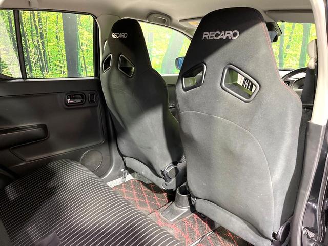 アルトワークス ベースグレード　ターボ　衝突被害軽減　コーナーセンサー　スマートキー　オートエアコン　ステアリングスイッチ　パドルシフト　禁煙　ＲＥＣＡＲＯシート　ＨＩＤヘッドライト　純正１５インチＡＷ　電動格納ミラー（34枚目）