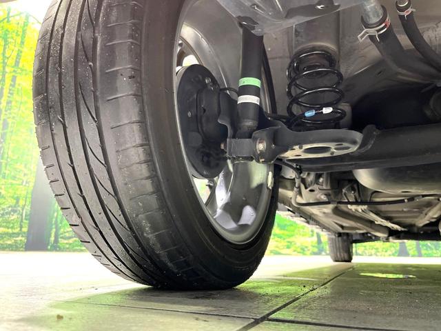 アルトワークス ベースグレード　ターボ　衝突被害軽減　コーナーセンサー　スマートキー　オートエアコン　ステアリングスイッチ　パドルシフト　禁煙　ＲＥＣＡＲＯシート　ＨＩＤヘッドライト　純正１５インチＡＷ　電動格納ミラー（42枚目）