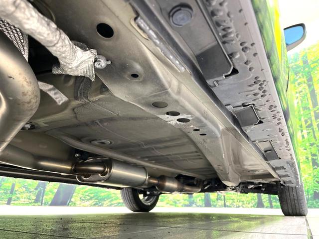 アルトワークス ベースグレード　ターボ　衝突被害軽減　コーナーセンサー　スマートキー　オートエアコン　ステアリングスイッチ　パドルシフト　禁煙　ＲＥＣＡＲＯシート　ＨＩＤヘッドライト　純正１５インチＡＷ　電動格納ミラー（43枚目）