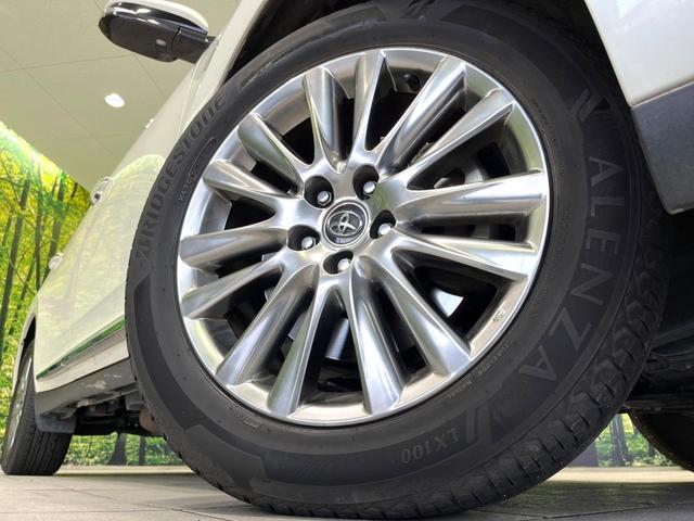 �y�����P�W�C���`�A���~�z�C�[���z�O�ςɃ}�b�`���������A���~�z�C�[���𑕒����Ă���܂��B�e��ЊO�A���~�z�C�[����A�X�^�b�h���X�^�C�����戵�����Ă���܂��B���񂲑��k����������