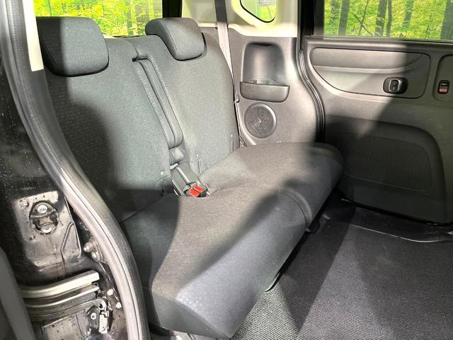 Ｎ－ＢＯＸカスタム Ｇ　ＳＳパッケージ　両側電動ドア　Ｂｌｕｅｔｏｏｔｈ　純正ＳＤナビ　バックカメラ　衝突被害軽減システム　禁煙車　スマートキー　ＨＩＤヘッド　ＥＴＣ　純正１４アルミ　オートライト　オートエアコン　ＣＤ（10枚目）