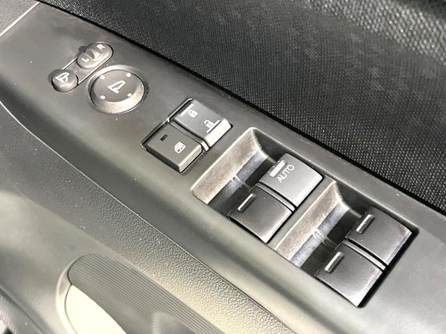 Ｎ－ＢＯＸカスタム Ｇ　ＳＳパッケージ　両側電動ドア　Ｂｌｕｅｔｏｏｔｈ　純正ＳＤナビ　バックカメラ　衝突被害軽減システム　禁煙車　スマートキー　ＨＩＤヘッド　ＥＴＣ　純正１４アルミ　オートライト　オートエアコン　ＣＤ（34枚目）