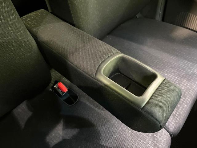 Ｎ－ＢＯＸカスタム Ｇ　ＳＳパッケージ　両側電動ドア　Ｂｌｕｅｔｏｏｔｈ　純正ＳＤナビ　バックカメラ　衝突被害軽減システム　禁煙車　スマートキー　ＨＩＤヘッド　ＥＴＣ　純正１４アルミ　オートライト　オートエアコン　ＣＤ（35枚目）