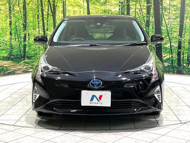 プリウス Ｓセーフティプラス　９型ナビ　バックカメラ　レーダークルーズコントロール　駐車支援システム　ドラレコ　禁煙　革巻ステアリング　ＬＥＤヘッドライト　ステアリングスイッチ　ＥＴＣ　電動格納ミラー　オートエアコン（14枚目）