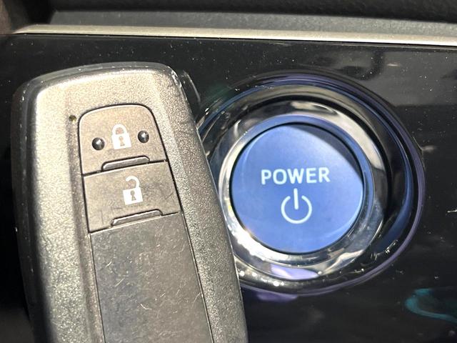 プリウス Ｓセーフティプラス　９型ナビ　バックカメラ　レーダークルーズコントロール　駐車支援システム　ドラレコ　禁煙　革巻ステアリング　ＬＥＤヘッドライト　ステアリングスイッチ　ＥＴＣ　電動格納ミラー　オートエアコン（24枚目）