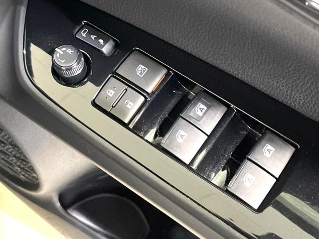 プリウス Ｓセーフティプラス　９型ナビ　バックカメラ　レーダークルーズコントロール　駐車支援システム　ドラレコ　禁煙　革巻ステアリング　ＬＥＤヘッドライト　ステアリングスイッチ　ＥＴＣ　電動格納ミラー　オートエアコン（32枚目）