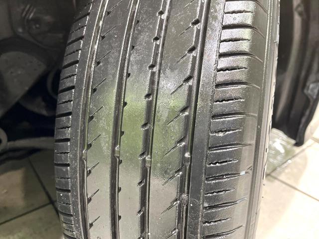 プリウス Ｓセーフティプラス　９型ナビ　バックカメラ　レーダークルーズコントロール　駐車支援システム　ドラレコ　禁煙　革巻ステアリング　ＬＥＤヘッドライト　ステアリングスイッチ　ＥＴＣ　電動格納ミラー　オートエアコン（50枚目）