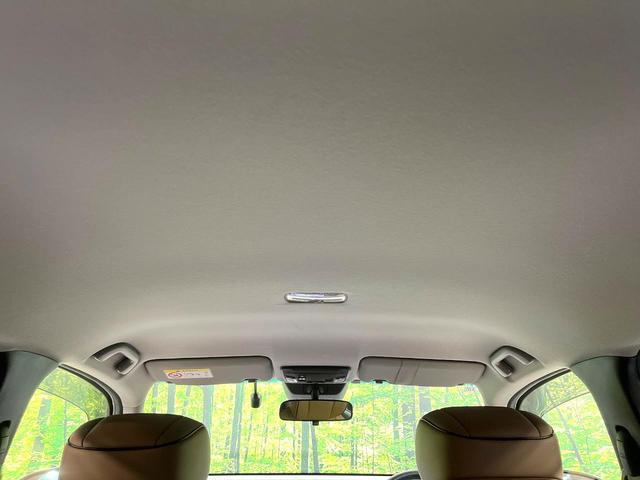 フィット ｅ：ＨＥＶリュクス　純正９型ナビ　バックカメラ　アダプティブクルーズコントロール　シートヒーター　コーナーセンサー　ハーフレザーシート　禁煙　革巻ステアリング　ＬＥＤヘッドライト　Ｂｌｕｅｔｏｏｔｈ　置くだけ充電（46枚目）