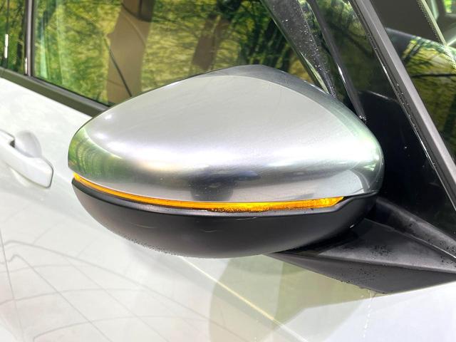 フィット ｅ：ＨＥＶリュクス　純正９型ナビ　バックカメラ　アダプティブクルーズコントロール　シートヒーター　コーナーセンサー　ハーフレザーシート　禁煙　革巻ステアリング　ＬＥＤヘッドライト　Ｂｌｕｅｔｏｏｔｈ　置くだけ充電（60枚目）