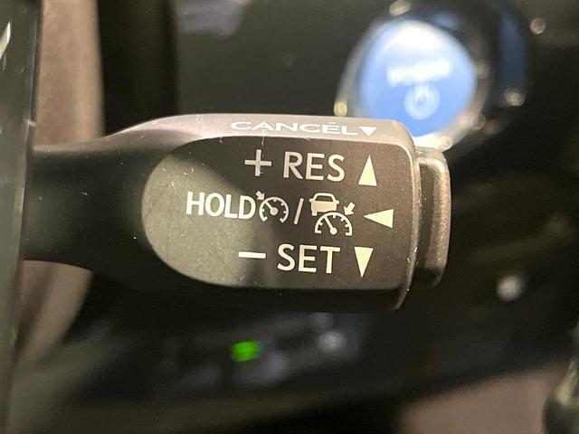 プリウス Ｓツーリングセレクション　ディスプレイオーディオ　バックカメラ　トヨタセーフティセンス　レーダークルーズコントロール　Ｂｌｕｅｔｏｏｔｈ　ＥＴＣ　ドラレコ　シートヒーター　ＬＥＤヘッドライト　クリアランスソナー　スマートキー（6枚目）